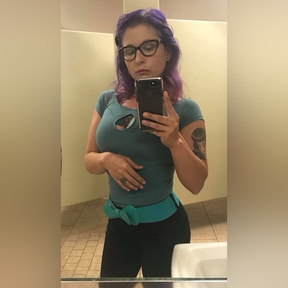 Meet your Posher, Michelle - Picture 9 of 15